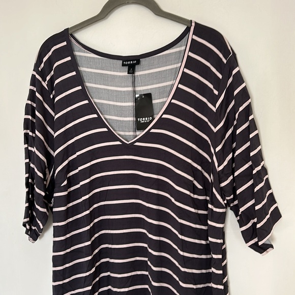 NWT Torrid 2 Pink/Gray Stretch Challis Tunic - Picture 7 of 9